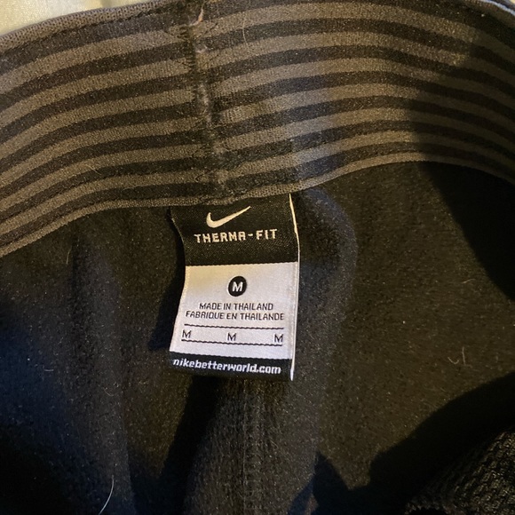 Nike sweatpants - Picture 2 of 2